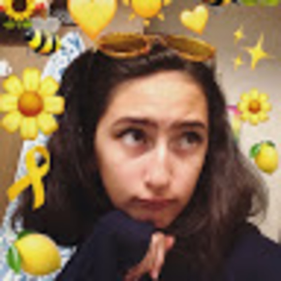 Meet your Posher, Kaia - Picture 1 of 1